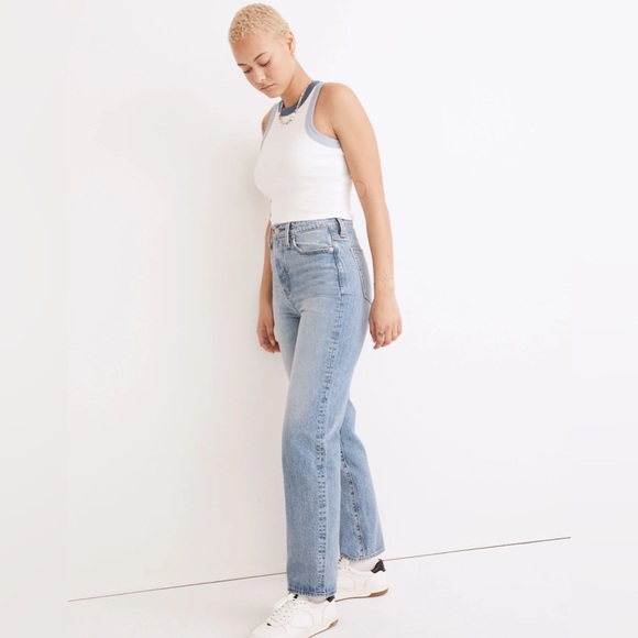 Madewell Petite Curvy Perfect Vintage Straight Jean in Seyland Wash - Picture 2 of 7